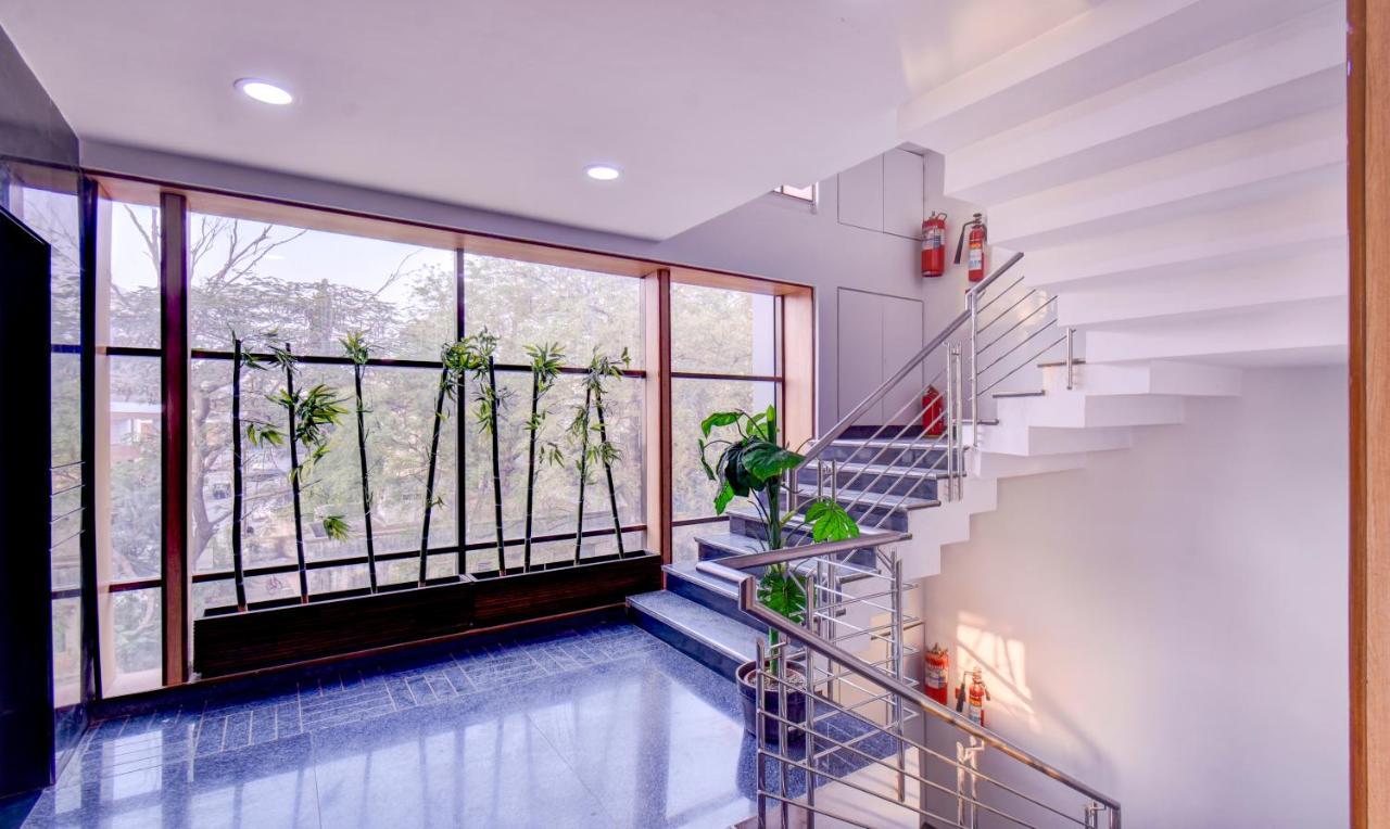 Treebo Admiral Suites New Usmanpura Аурангабад Экстерьер фото