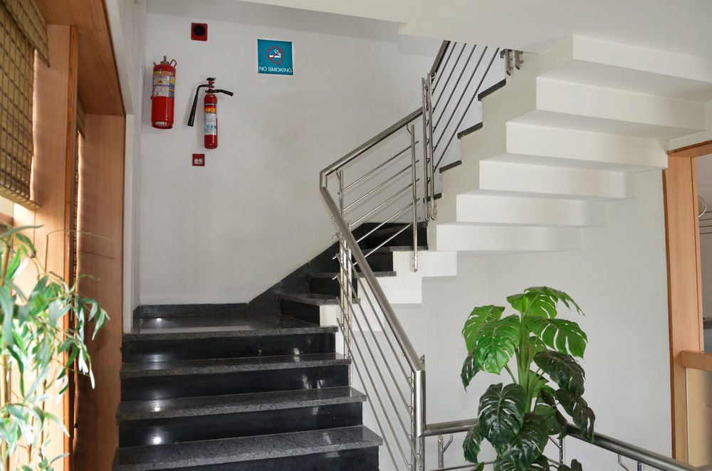 Treebo Admiral Suites New Usmanpura Аурангабад Экстерьер фото